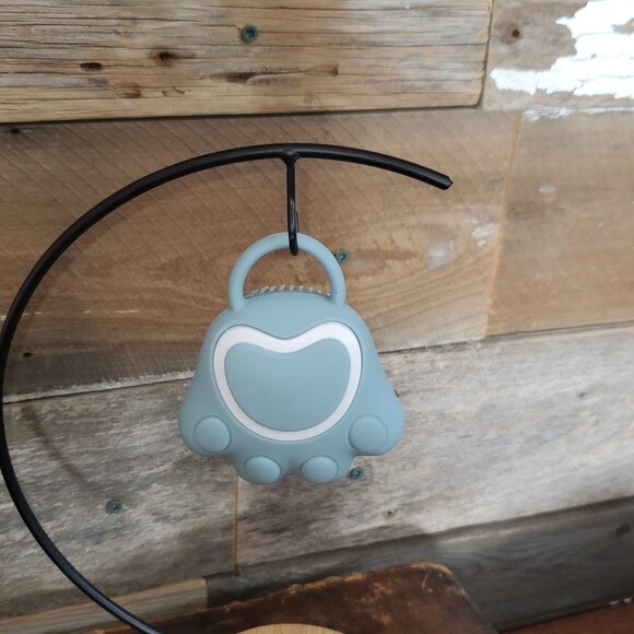 Silicone Face Scrubber Dispenser  Cat Paw - Picture 8 of 12